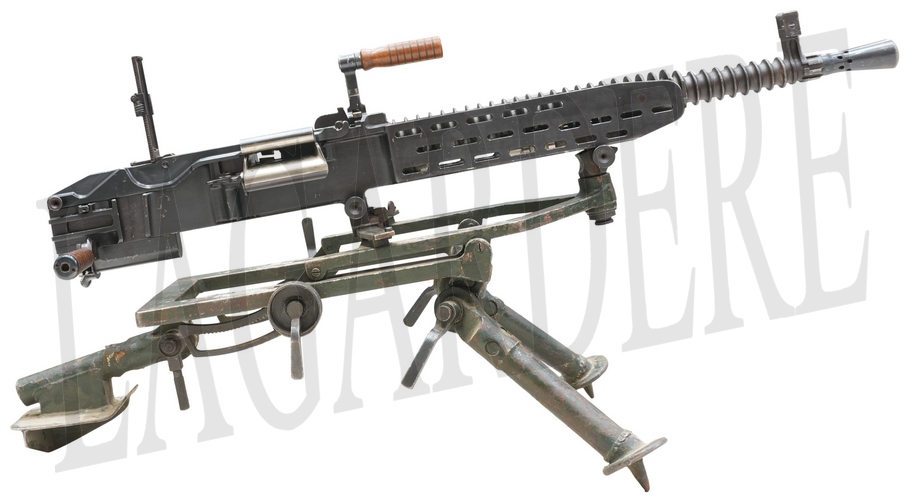 BRNO ZB 37 AUTOMATIQUE(MITRAILLEUSE AUTOMATIQUE)